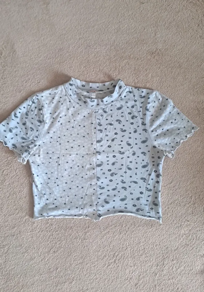 Crop top / Crop top à motifs / T-shirt court / T-shirt manche courte / Top court