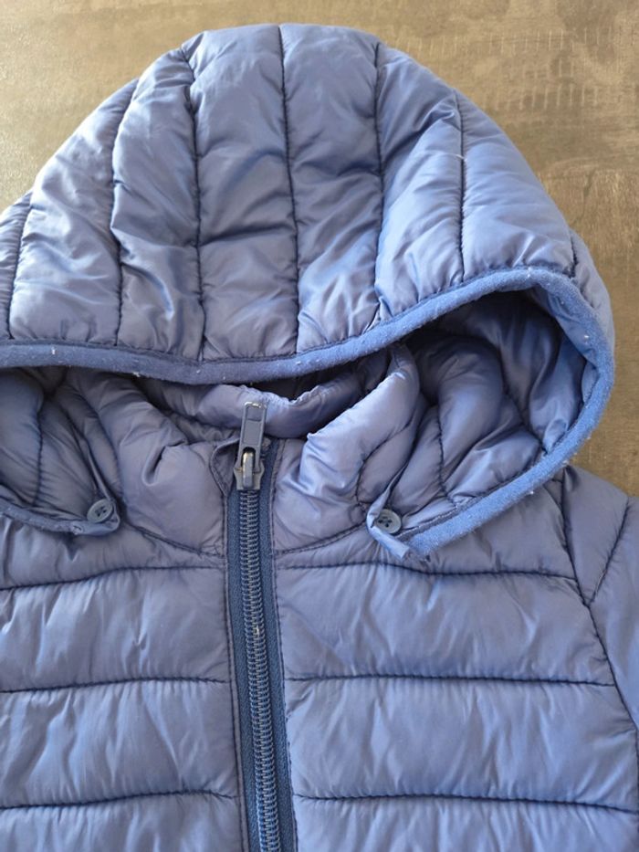 Veste bleu à capuche - photo numéro 3
