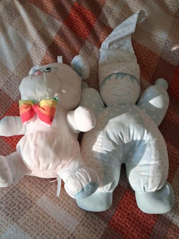 2 petites peluches en tissus 