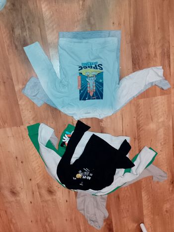 lot de 6 vetement enfants 5ans