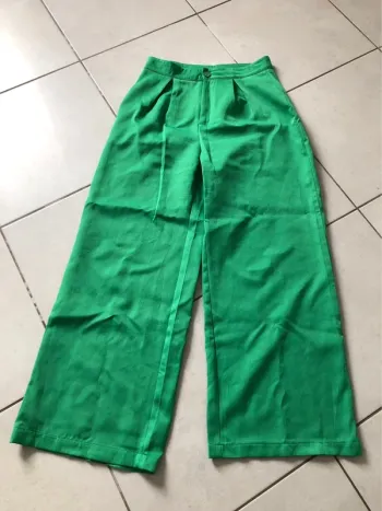 Pantalon fluide à jambe large