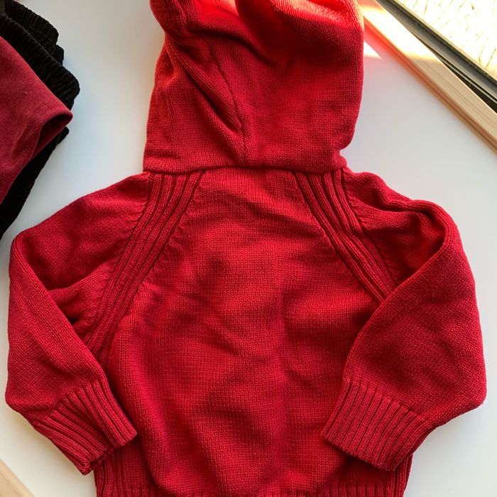 Lot 2 pantalons avec gilet rouge noir 18 mois - photo numéro 8