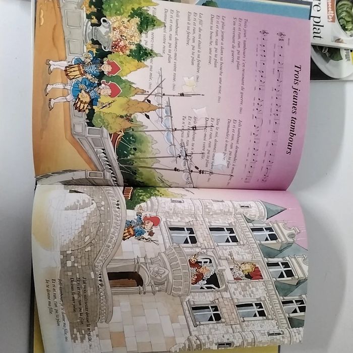 Livre chansons enfantine - photo numéro 3