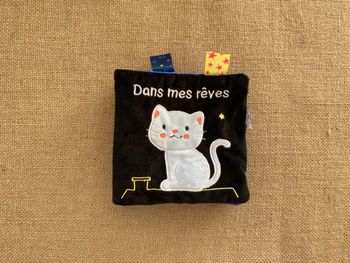 Livre tissu Dans mes rêves Giénat Jeunesse