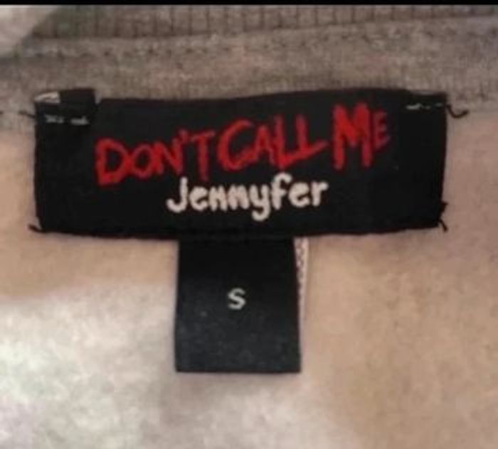 Sweat Jennyfer taille S - photo numéro 2