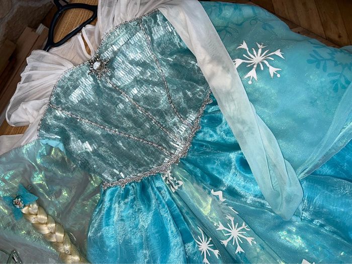 Lot ensemble Disney store 11-12 ans 11 12 robe tresse perruque gants la reine des neiges Elsa - photo numéro 14
