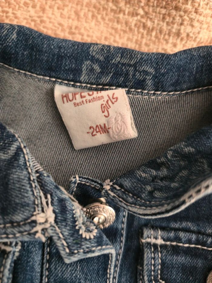 Ensemble jean fleurs gilet et short 2 ans 24 mois - photo numéro 4