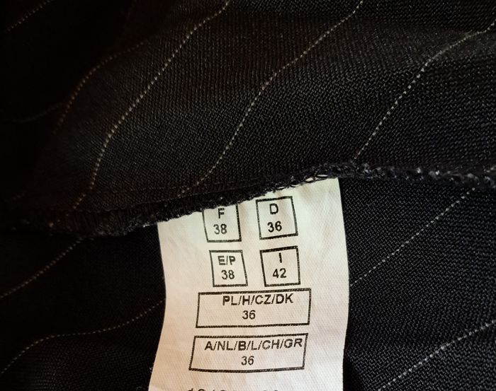 Jupe mi-longue taille 38 - photo numéro 6