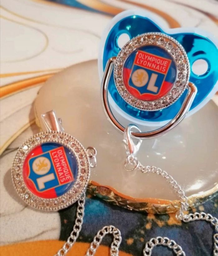 Tétine bleu olympique lyonnais - photo numéro 3