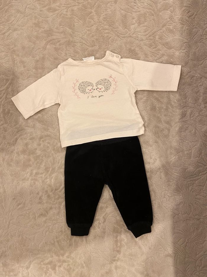 Ensemble bébé fille 1 mois