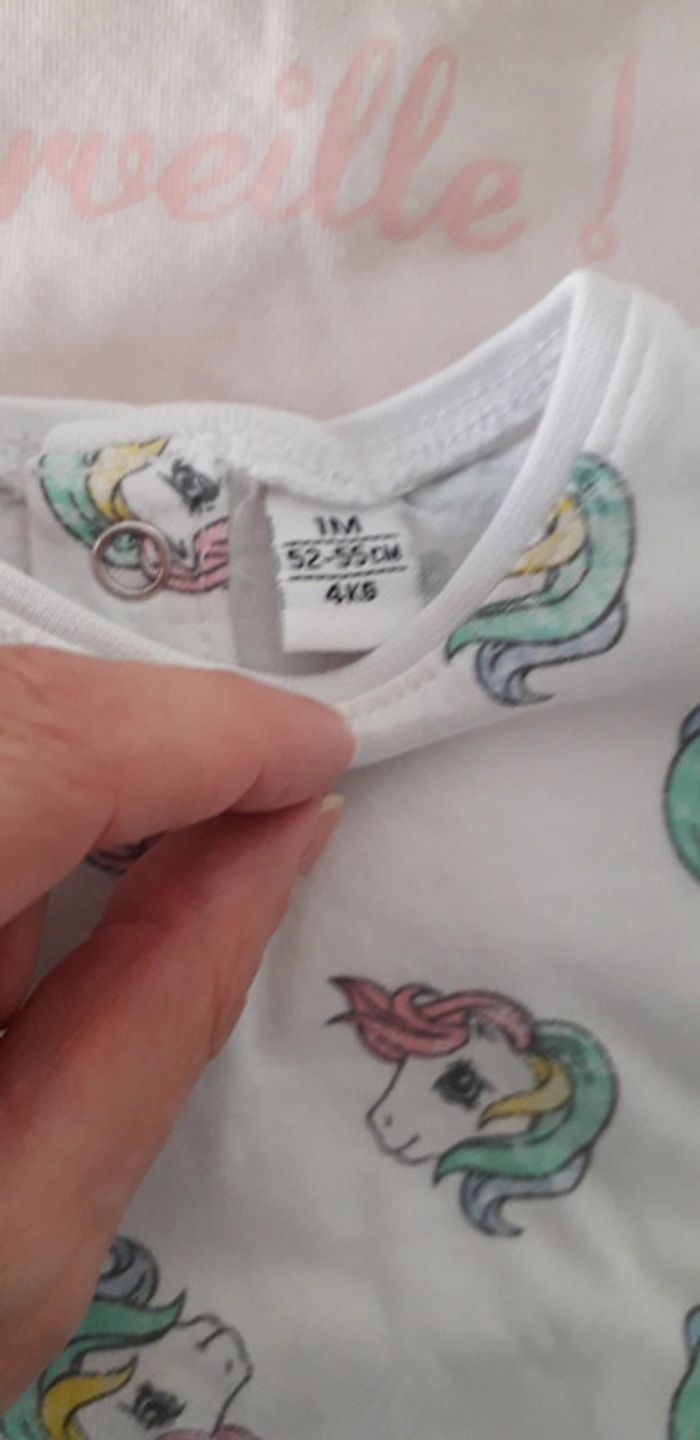 Lot de 2 T.shirts manches longues 1 mois - photo numéro 4