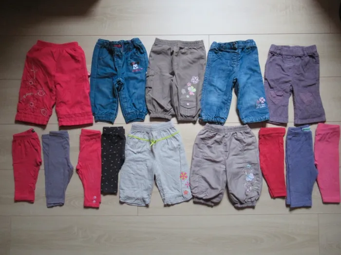 Lot 117 vêtements fille 6 mois avec chaussettes chaussures automne / hiver bodies, pyjamas, habits - photo numéro 6