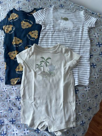 Lot Bodies manche courte type pantalon court