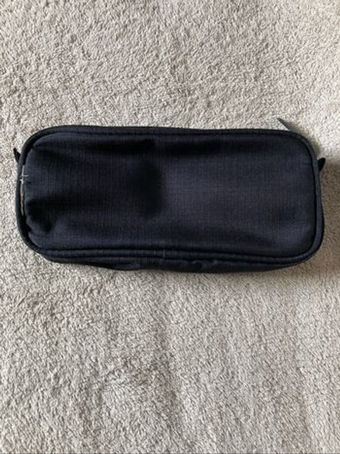 Trousse scolaire - photo numéro 3