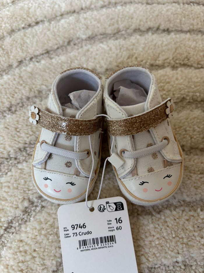 Chaussures nouveau-né fille