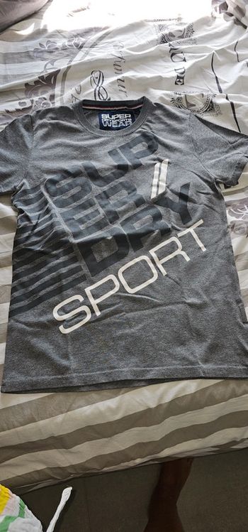 Tee shirt Superdry gris taille M
