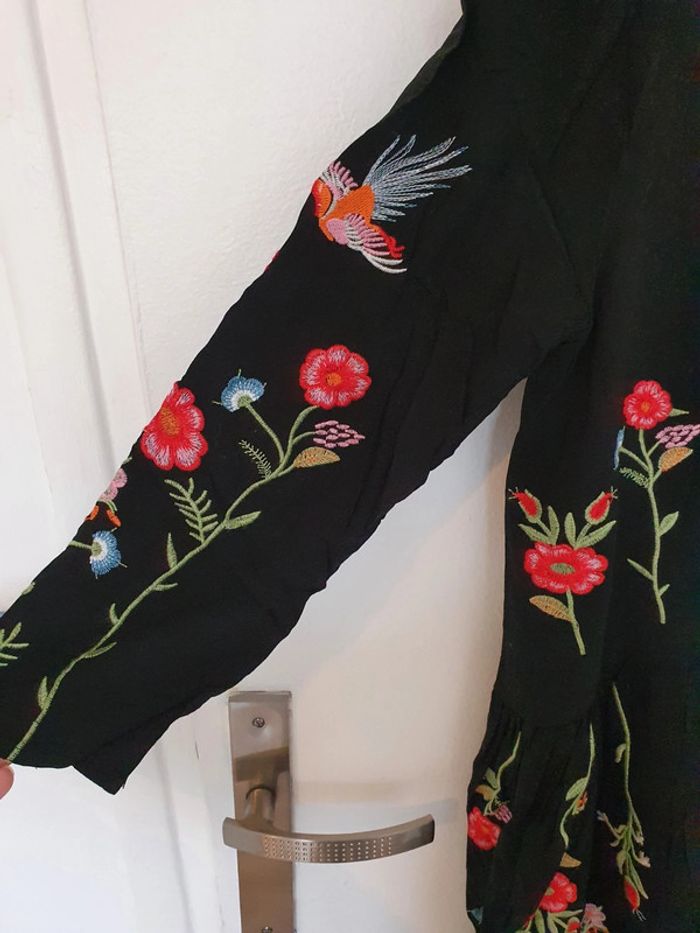 Robe noir a fleurs shein - photo numéro 3