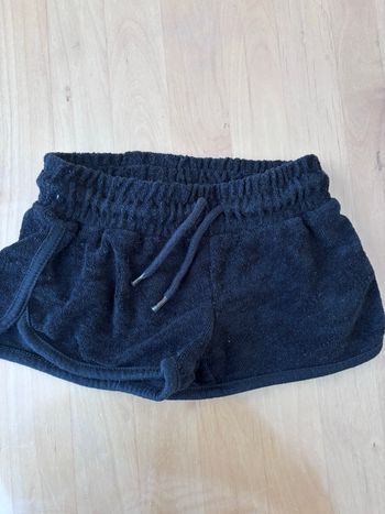 Short en éponge  92cm