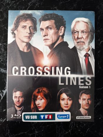 Crossing Lines Saison 1 (neuf) en Blu-ray