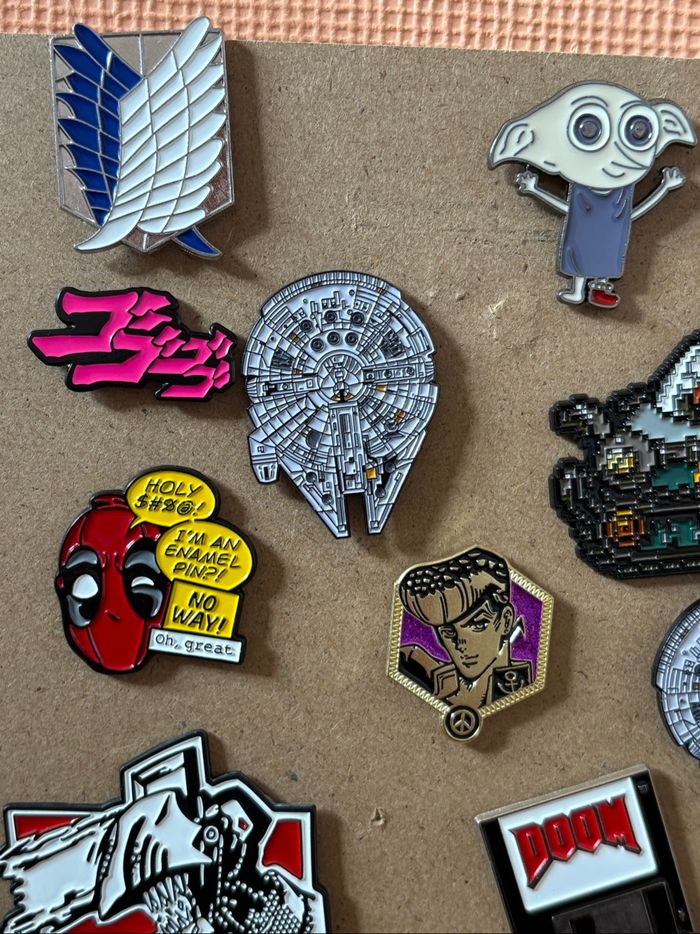 Lot pin’s geek manga film jeux vidéos - photo numéro 7