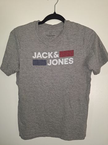 Tee-shirt