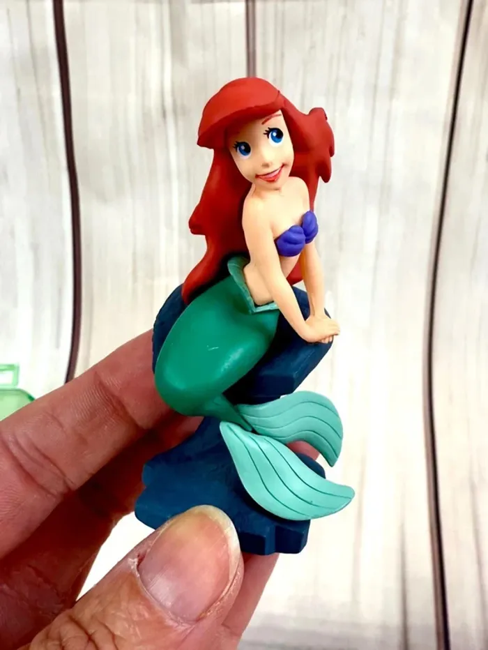 Petite figurine gashapon import Japon Disney - Ariel la petite sirène - photo numéro 10