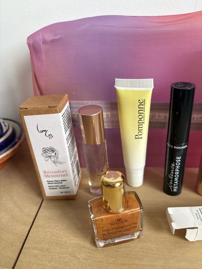 Lot maquillage - photo numéro 2
