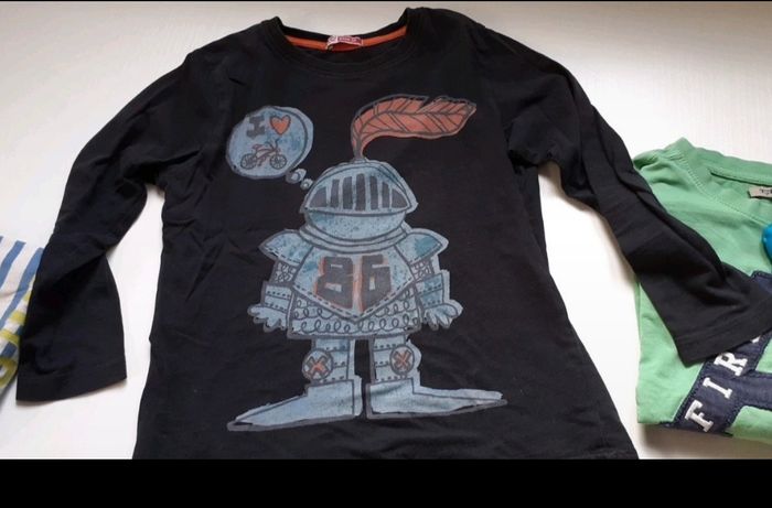 2 tee-shirt manche longue 💙 - photo numéro 2