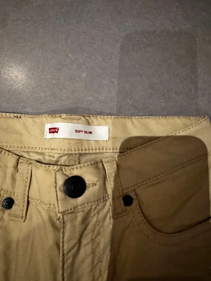 Pantalon - Levis - 511 Slim - Beige & noir - 5/6 ans - Neuf sans étiquette - photo numéro 2
