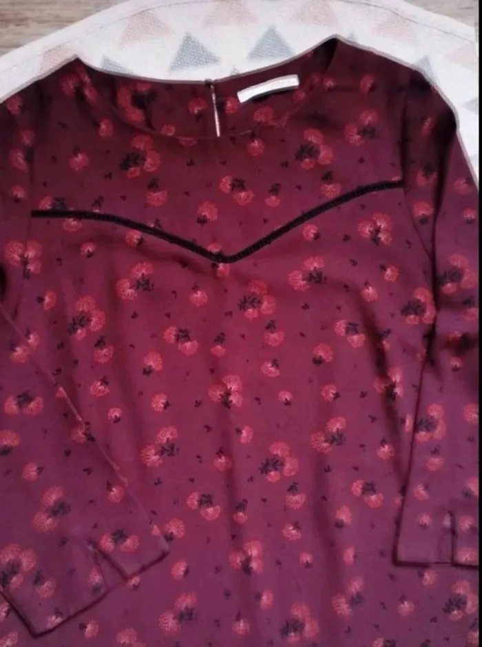 Robe  tunique  -  Bordeaux  fleurie -  Camaïeu  - M  -  Comme Neuve - photo numéro 5