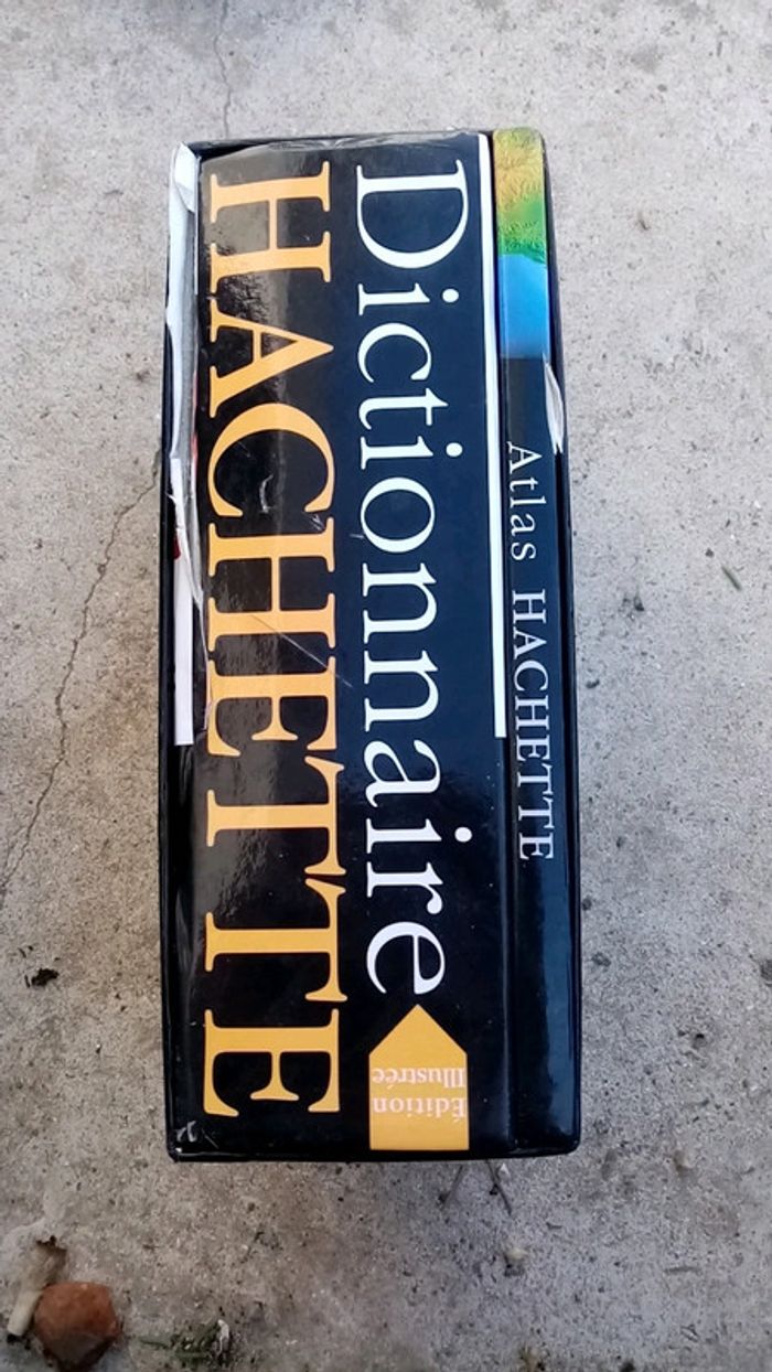 Dictionnaire Hachette - photo numéro 2