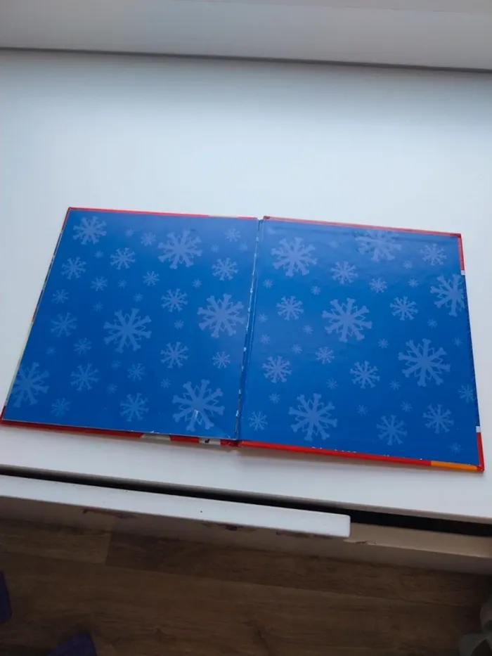 Livre Pat patrouille "Le sauvetage de Noël " - photo numéro 4