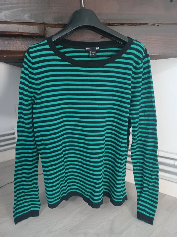 Pull H&M à rayure vert et noir