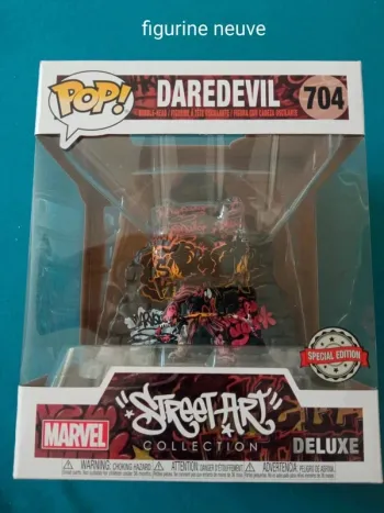 Funko POP! Daredevil 704 street art special edition