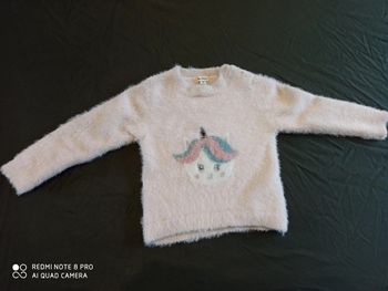 Pull rose pâle