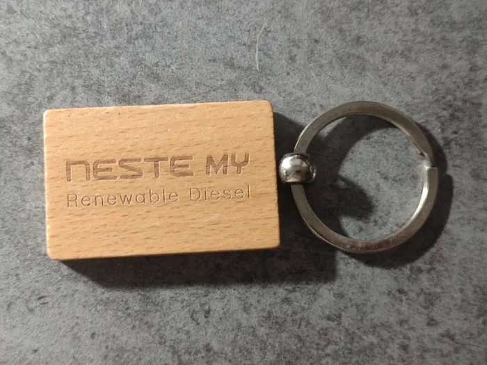 Porte clé bois neste my renewable Diesel - photo numéro 2