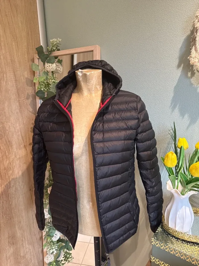 Veste légère matelassée à capuche 12/14 ans