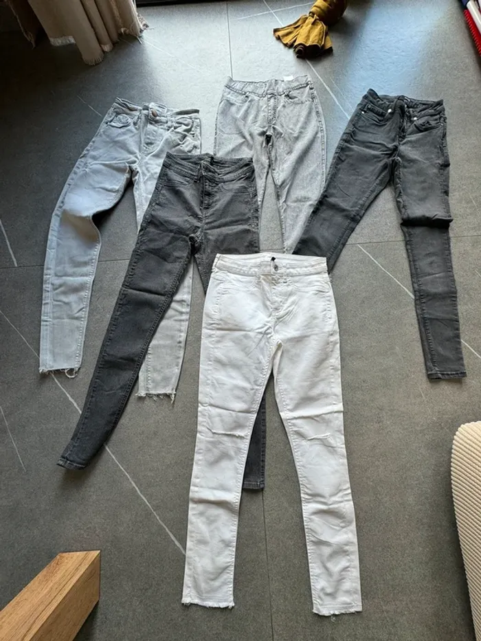 Lot jeans, short, jupe - photo numéro 2