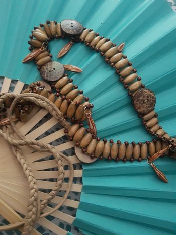 Ceinture fantaisie à nouer sur vêtements tons marron