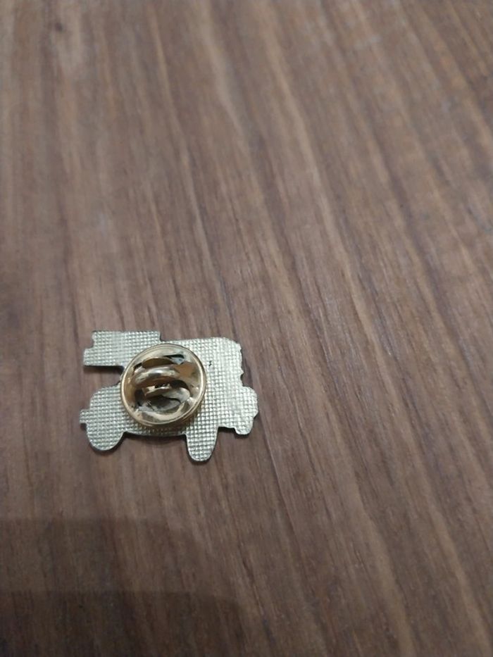 Pins voiture ancienne collection class châssis vintage pin's - photo numéro 3