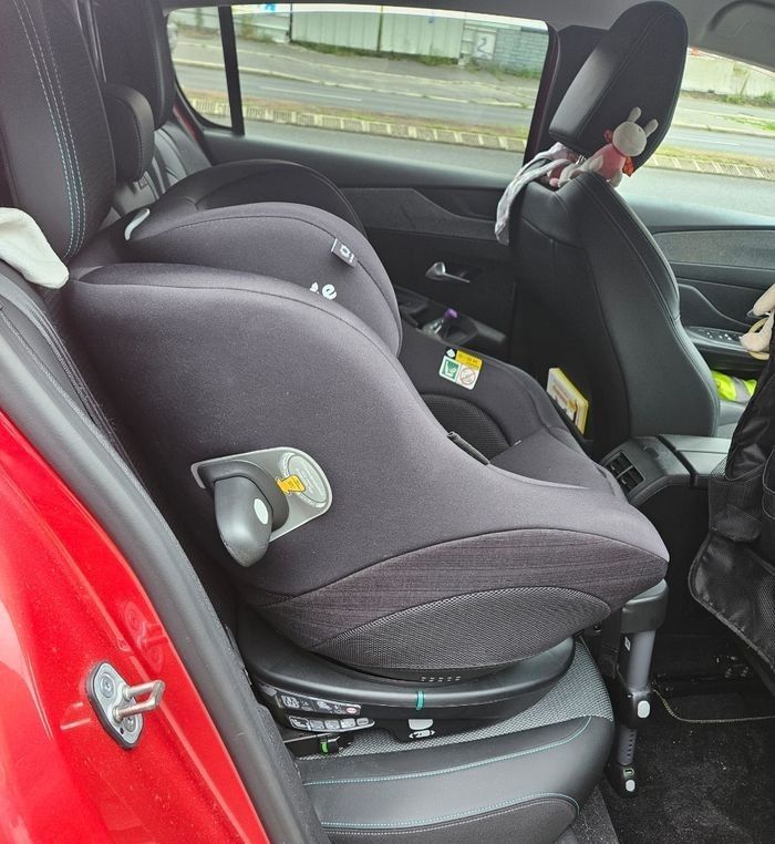 Siege auto pivotant Joie spin 360 GTI - photo numéro 9