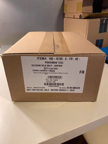 Case pokémon coffret tins Mars 2025