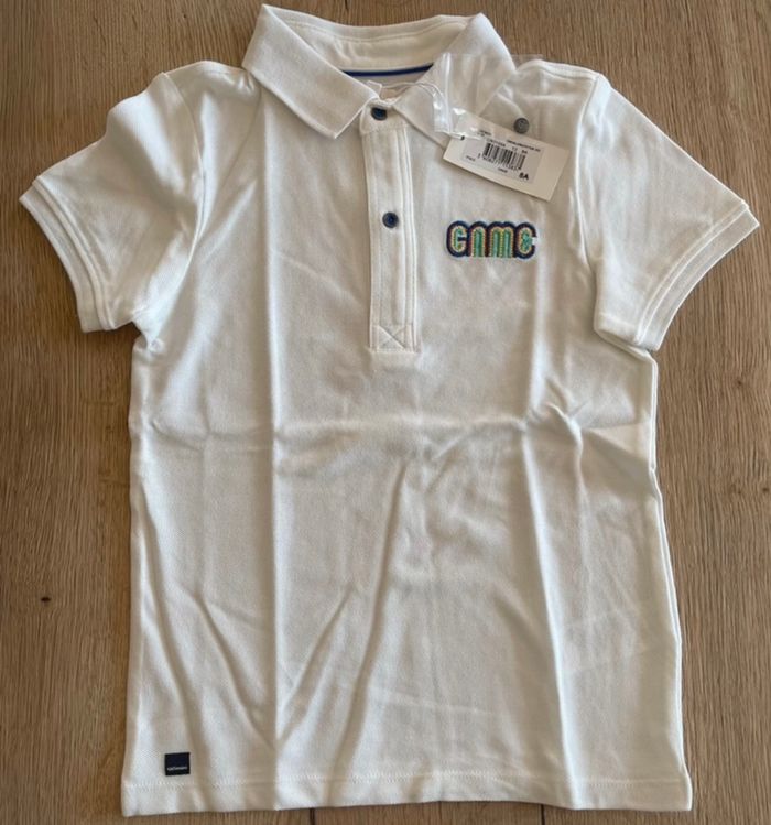 Polo catimini taille 8 ans neuf avec étiquettes