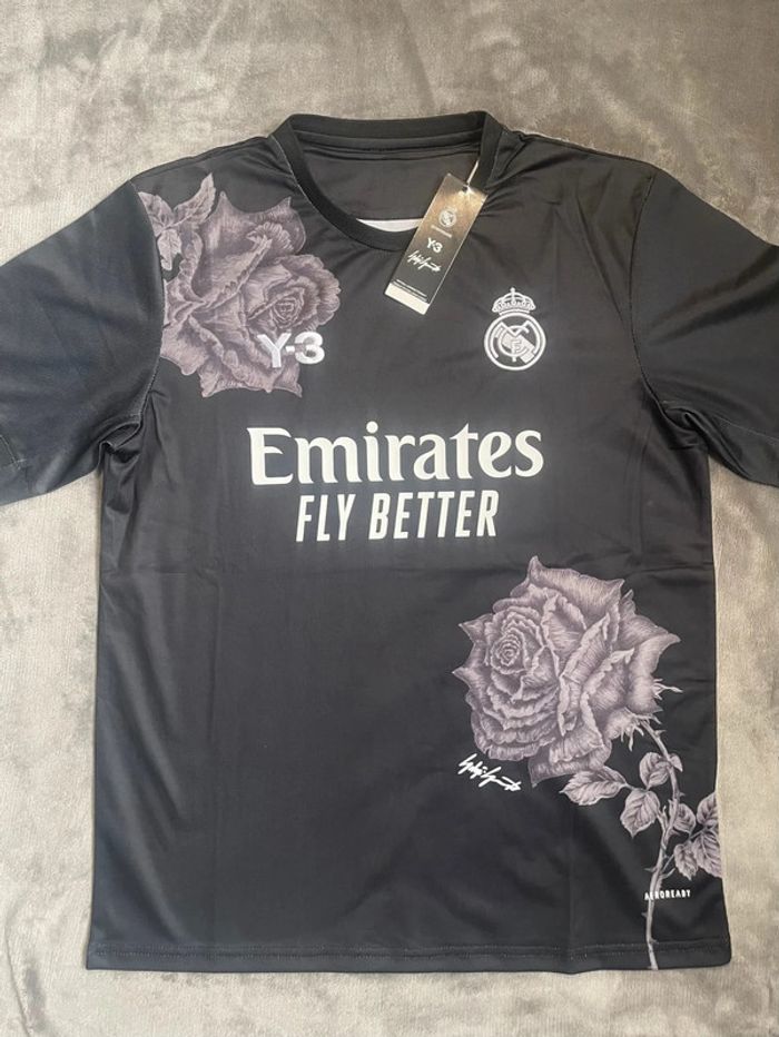 Maillot concept foot Real Madrid noir édition Roses taille M