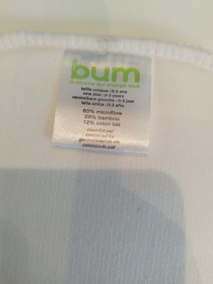 Couche lavable (pingouins) et 2 inserts Bum Diapers - photo numéro 3