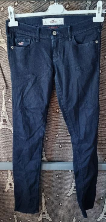 Jean  marine taille 36 (W26 L35) Hollister