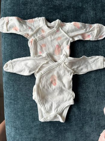 Lot de deux bodys prématuré