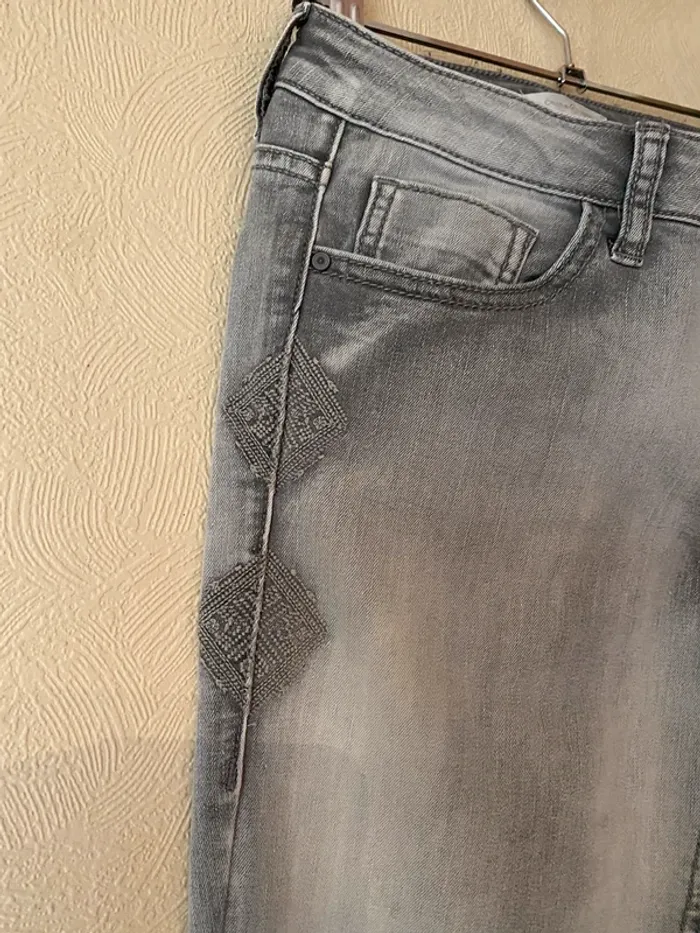 Jean gris - photo numéro 3