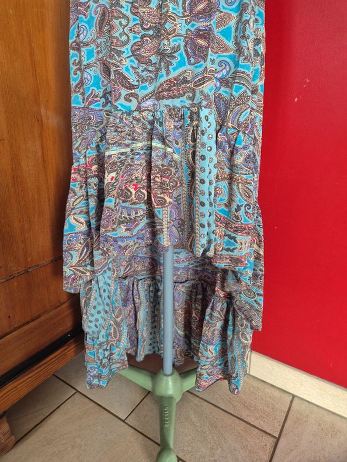 Robe longue asymétrique brillante - photo numéro 4