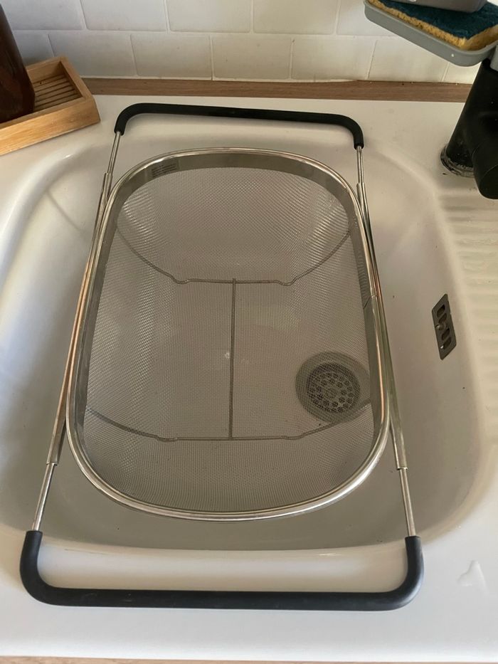 Passoire extensible inoxydable neuve caoutchouc noir - photo numéro 3